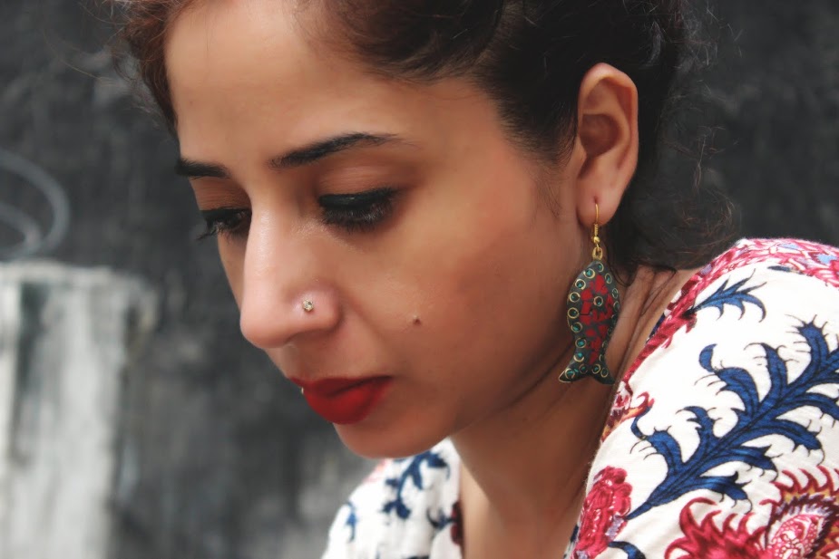 printed t-shirt_red lipstick_mac lipstick_earrings_blogger_fashion blogger_style coach_mumbai
